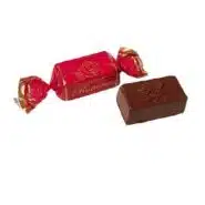 شکلات گل سرخ قرمز شیرین‌عسل